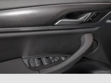 X3 xDrive 20 i M SPORT-Navi*AHK*Kamera*Head-up*L