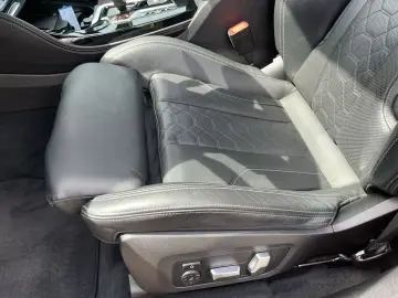X3 M /HUD/AHK/Panoramadach/Navigation/Leder