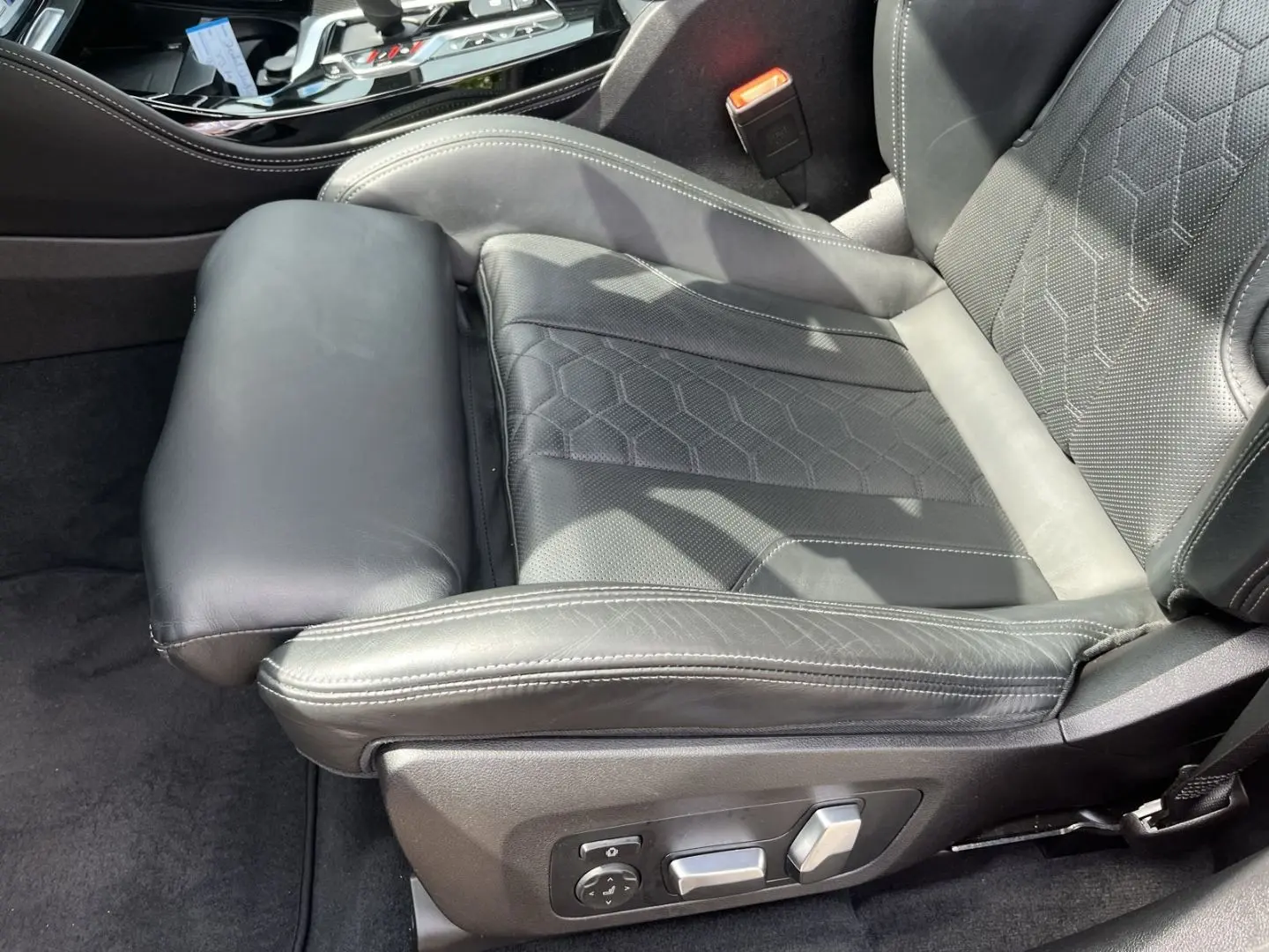 X3 M /HUD/AHK/Panoramadach/Navigation/Leder