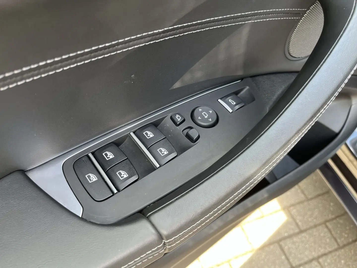 X3 M /HUD/AHK/Panoramadach/Navigation/Leder