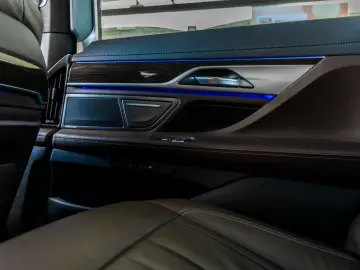 BMW G12 745Long e xDrive/Plug-in Hybrid/Facelift/394 hp