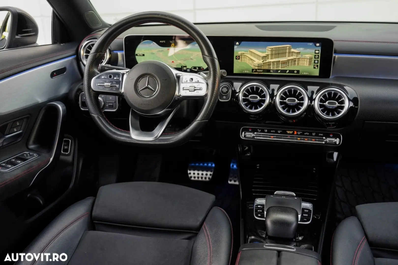 Mercedes-Benz CLA 180 d 7G-DCT AMG Line