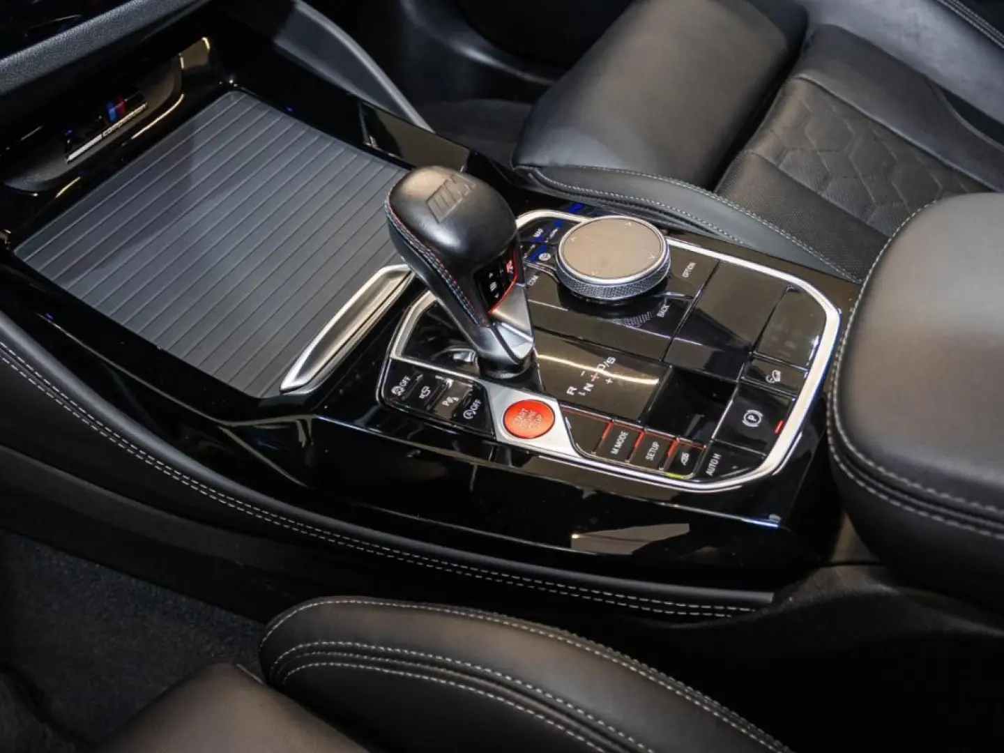 X3 M +AHK+Navi+HUD+360Kamera+Leder+eSitze+PDCv+h