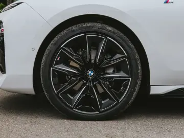 BMW 740d xDrive 2025
