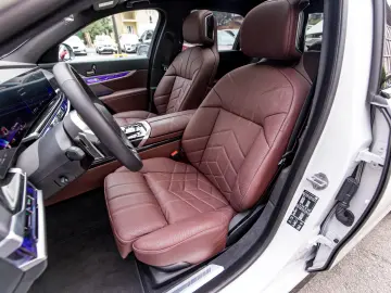 BMW 740d xDrive 2025