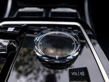 BMW 740d xDrive 2025