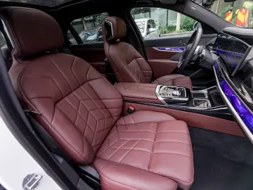 BMW 740d xDrive 2025