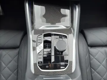 X6 xDrive30d | M-Sport Pro| LED| Sky| H&K| Luft