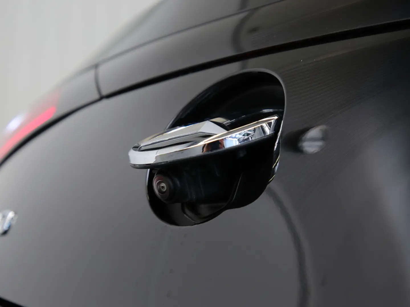 CLE 200 Avantgarde Keyless Digital Light MEMORY