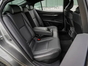 Toyota Camry 2.5 Hybrid Exclusive