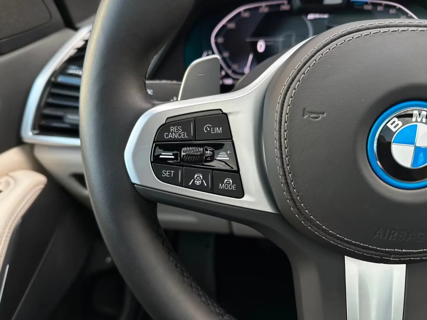 BMW X5 xDr45e M Sport PANO*ACC