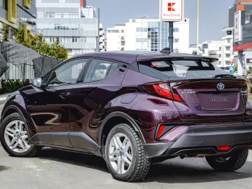 Toyota C-HR 1.8 HSD 122 CP 4x2 CVT Core