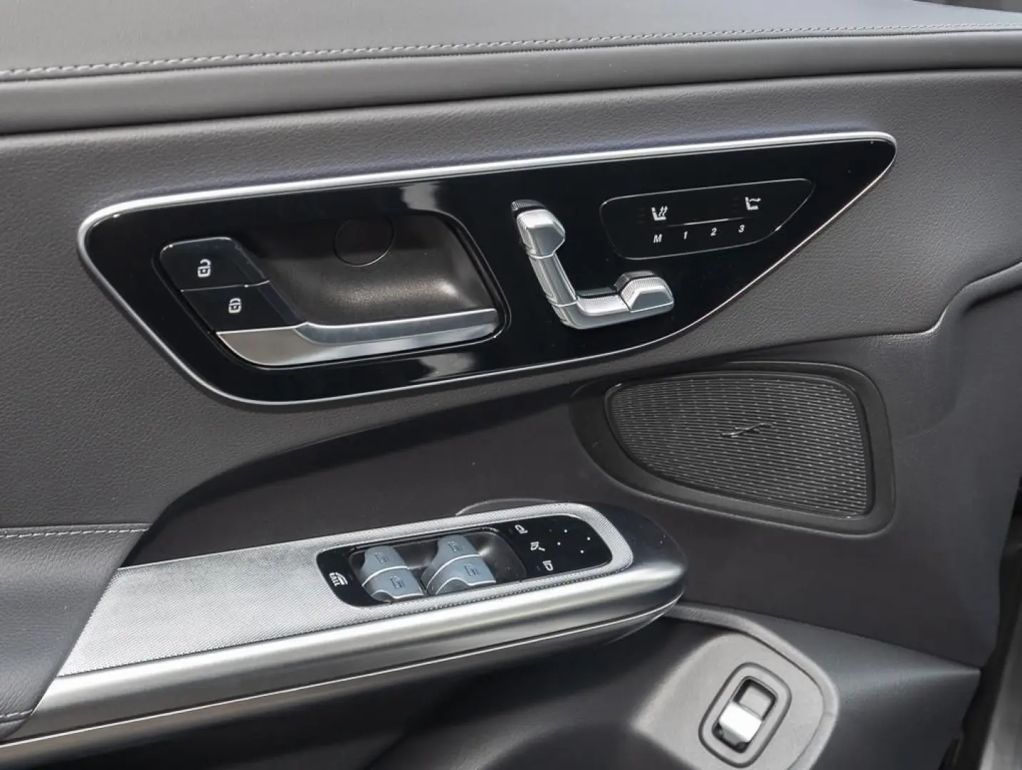CLE 180 Cabriolet KeyLess ParkAss. LED Memory