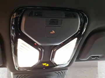 X3 M AHK Harman/K LiveCockpitProf Head-Up LED