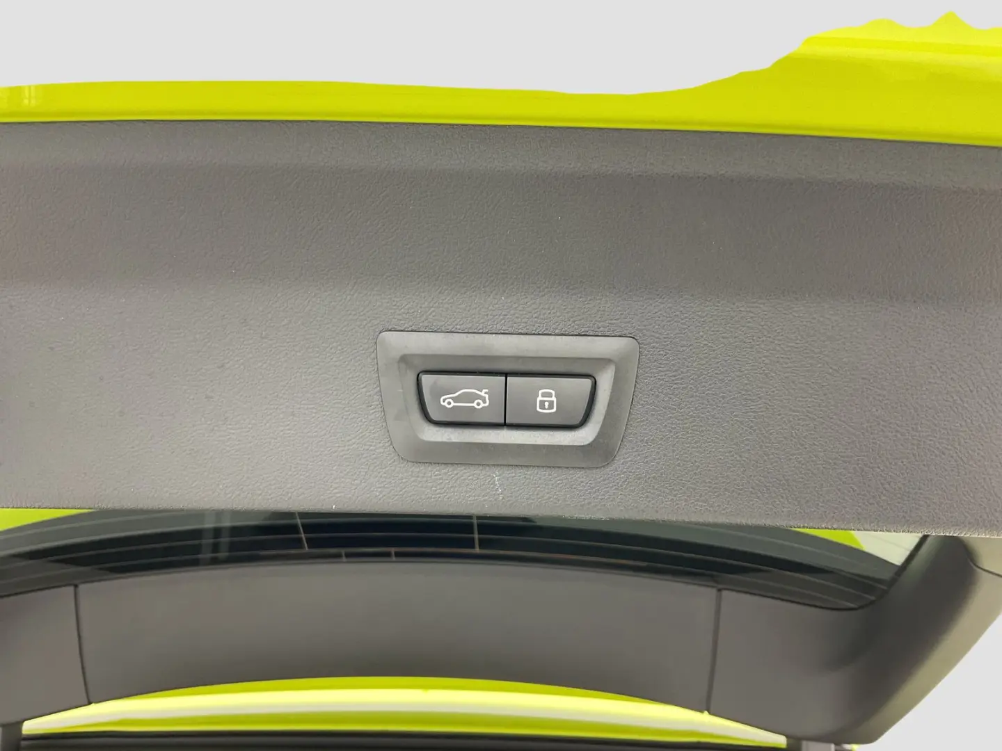 X3 M AHK Harman/K LiveCockpitProf Head-Up LED