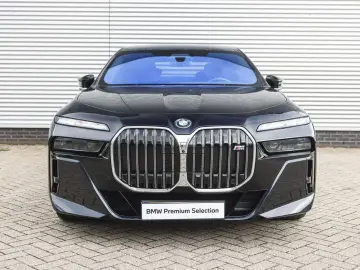M760 7 Serie M760e xDrive High Executive automat