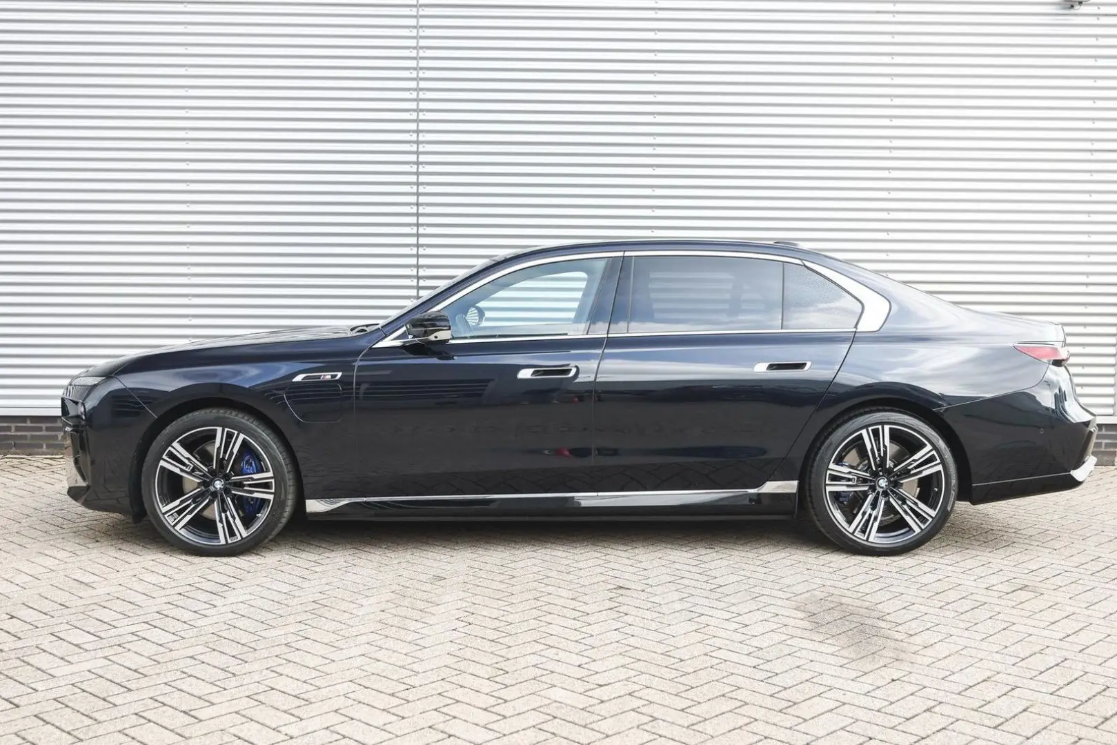 M760 7 Serie M760e xDrive High Executive automat