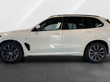 BMW X5 xDrive30d M SPORT / AHK