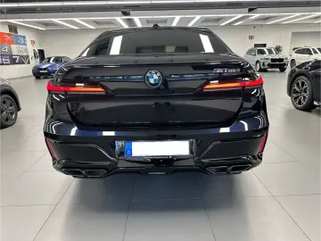 M760e xDrive Abs. Vollauss. Full Option NP 183k