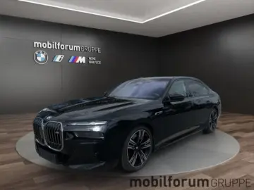 M760 e xDrive M-Sport Lounge Sitze B&W FondEnter