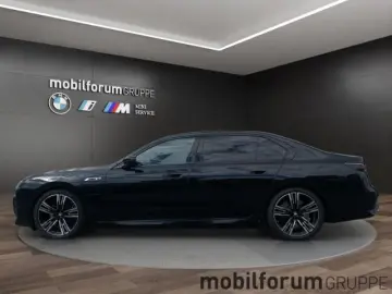M760 e xDrive M-Sport Lounge Sitze B&W FondEnter