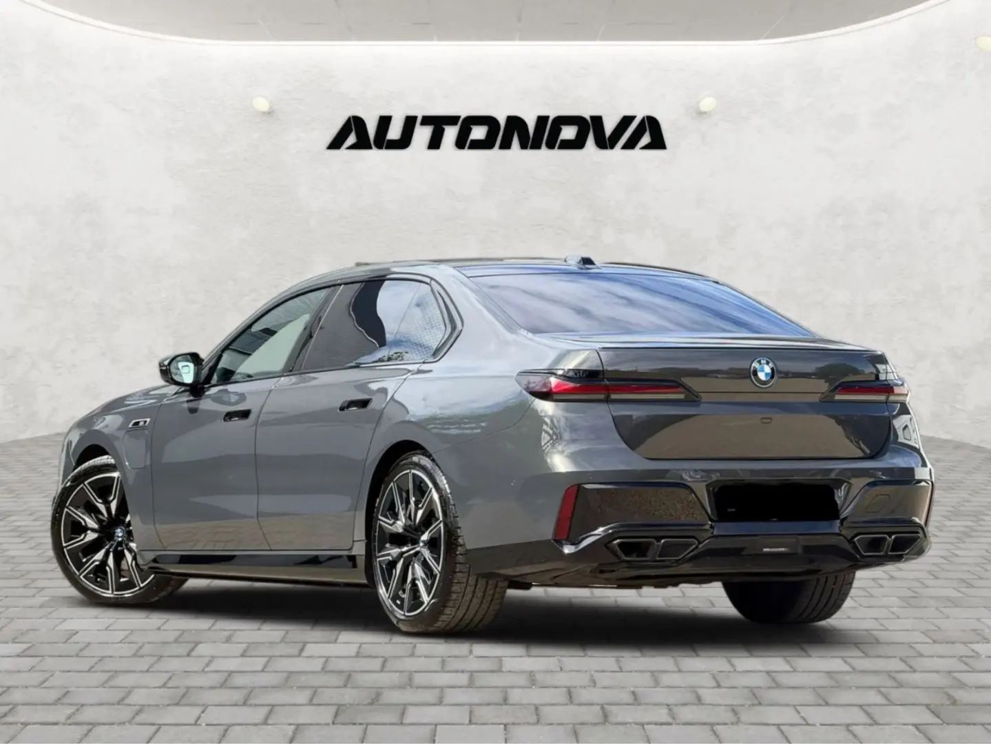 M760 Baureihe 7 Lim M760 e xDrive M-Pack