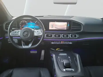 GLE 300 d AMG Styling HUD Pano Burmester360°22
