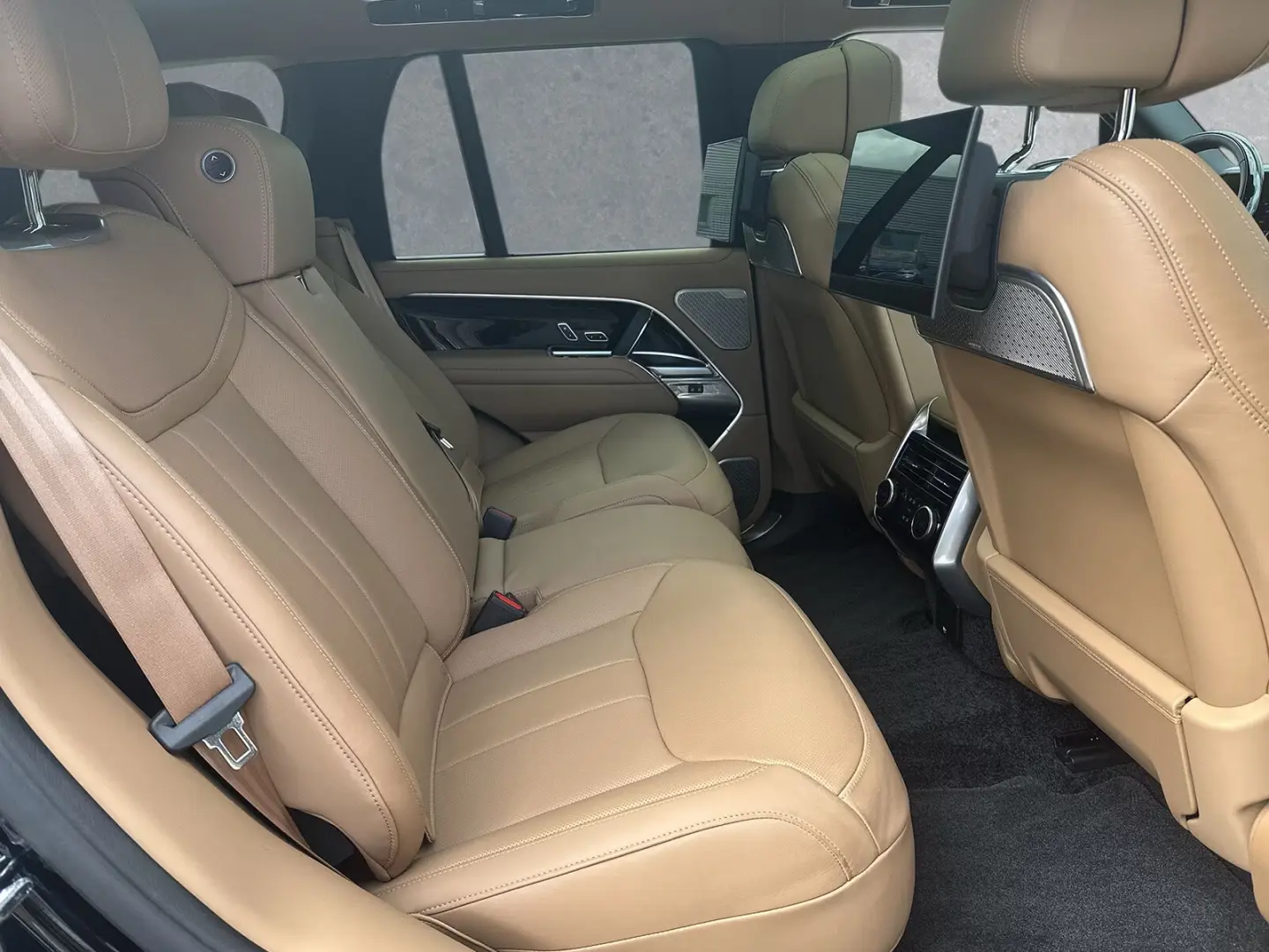 Range Rover P530 Autobiography 23