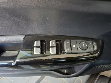 KIA Sportage 1 6 CRDI SCR AWD Gold DCT Aut.