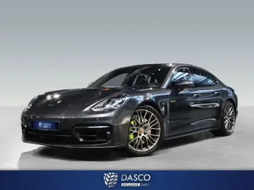 Porsche Panamera 4  HYBRID  2894 cmc