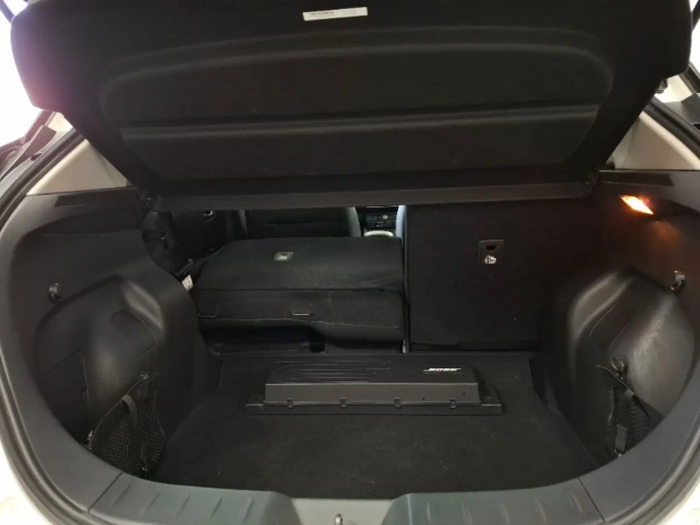NISSAN LEAF Baterie 40kW / Motor 150CP Tekna