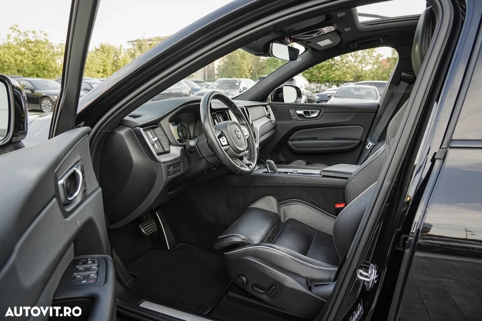 Volvo XC 60 Recharge T8 Twin Engine eAWD R-Design