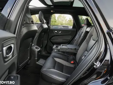 Volvo XC 60 Recharge T8 Twin Engine eAWD R-Design