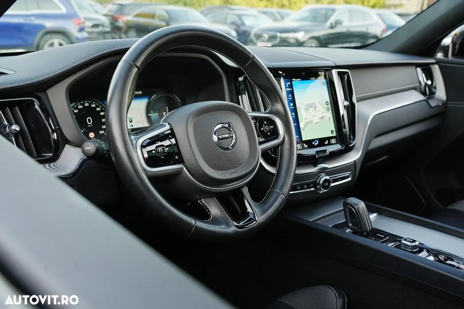 Volvo XC 60 Recharge T8 Twin Engine eAWD R-Design