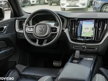 Volvo XC 60 Recharge T8 Twin Engine eAWD R-Design