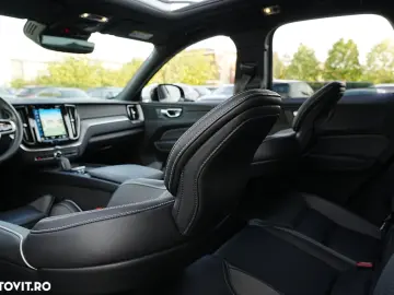Volvo XC 60 Recharge T8 Twin Engine eAWD R-Design