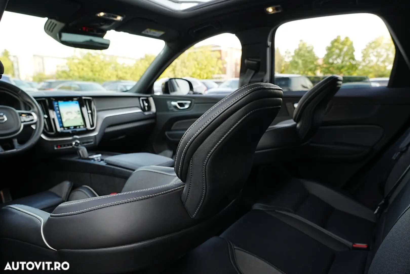 Volvo XC 60 Recharge T8 Twin Engine eAWD R-Design