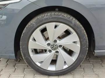 VOLKSWAGEN GOLF VIII 2.0 TDI 150HP STYLE DSG