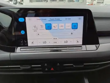 VOLKSWAGEN GOLF VIII 2.0 TDI 150HP STYLE DSG