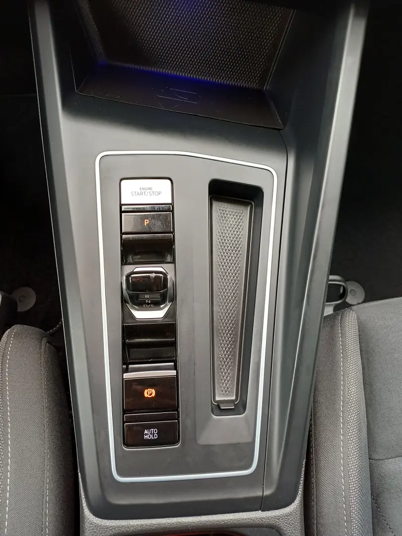 VOLKSWAGEN GOLF VIII 2.0 TDI 150HP STYLE DSG