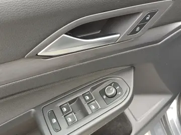 VOLKSWAGEN GOLF VIII 2.0 TDI 150HP STYLE DSG