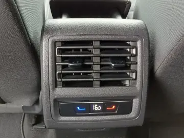 VOLKSWAGEN GOLF VIII 2.0 TDI 150HP STYLE DSG