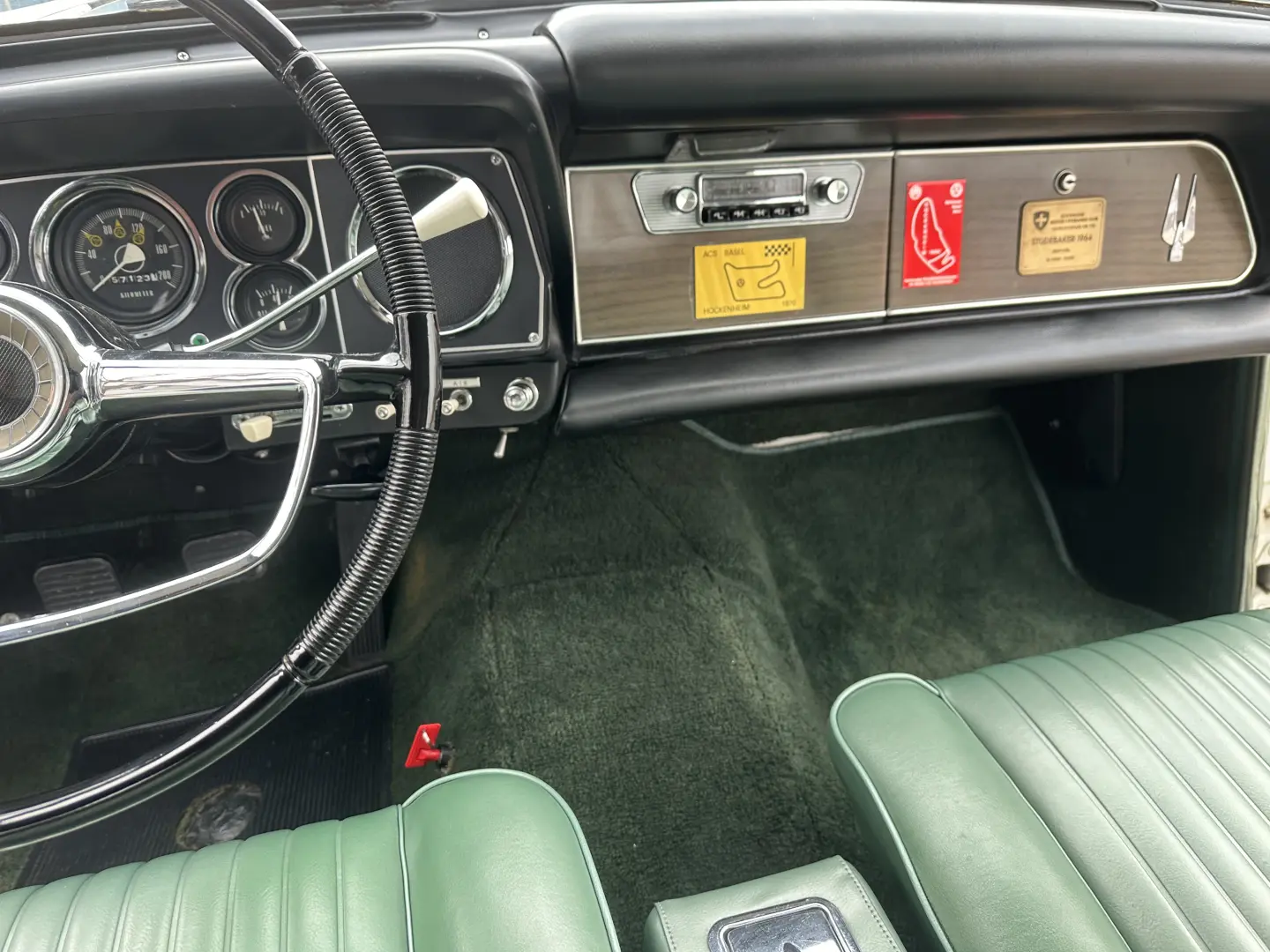Studebaker Gran Turismo Hawk