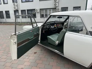 Studebaker Gran Turismo Hawk