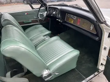 Studebaker Gran Turismo Hawk