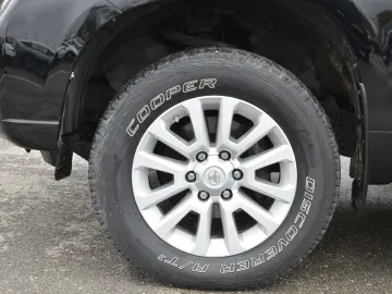 Toyota Land Cruiser 2.8L Turbo 4X4 D-4D TEC Edition 7 Locuri