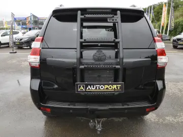 Toyota Land Cruiser 2.8L Turbo 4X4 D-4D TEC Edition 7 Locuri