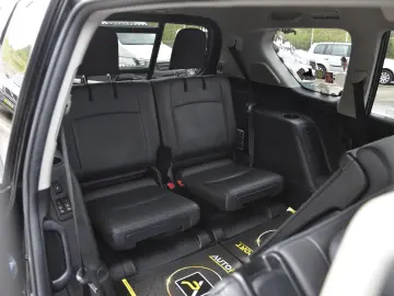 Toyota Land Cruiser 2.8L Turbo 4X4 D-4D TEC Edition 7 Locuri