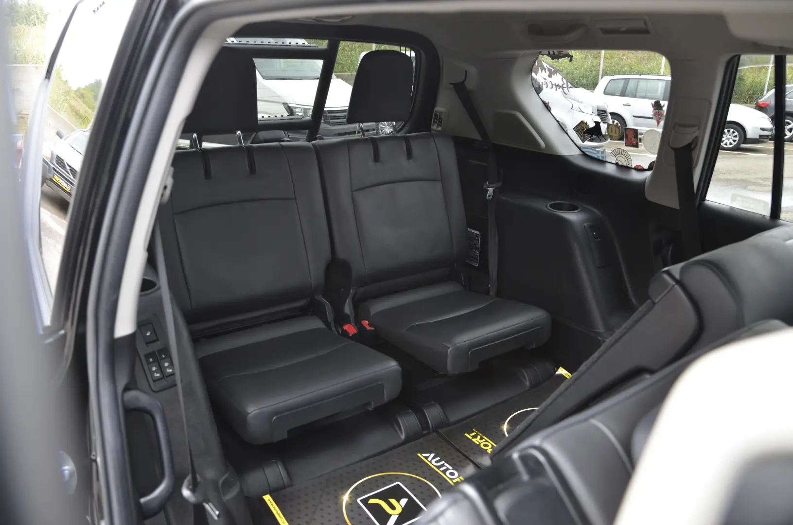 Toyota Land Cruiser 2.8L Turbo 4X4 D-4D TEC Edition 7 Locuri