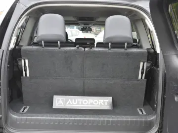 Toyota Land Cruiser 2.8L Turbo 4X4 D-4D TEC Edition 7 Locuri